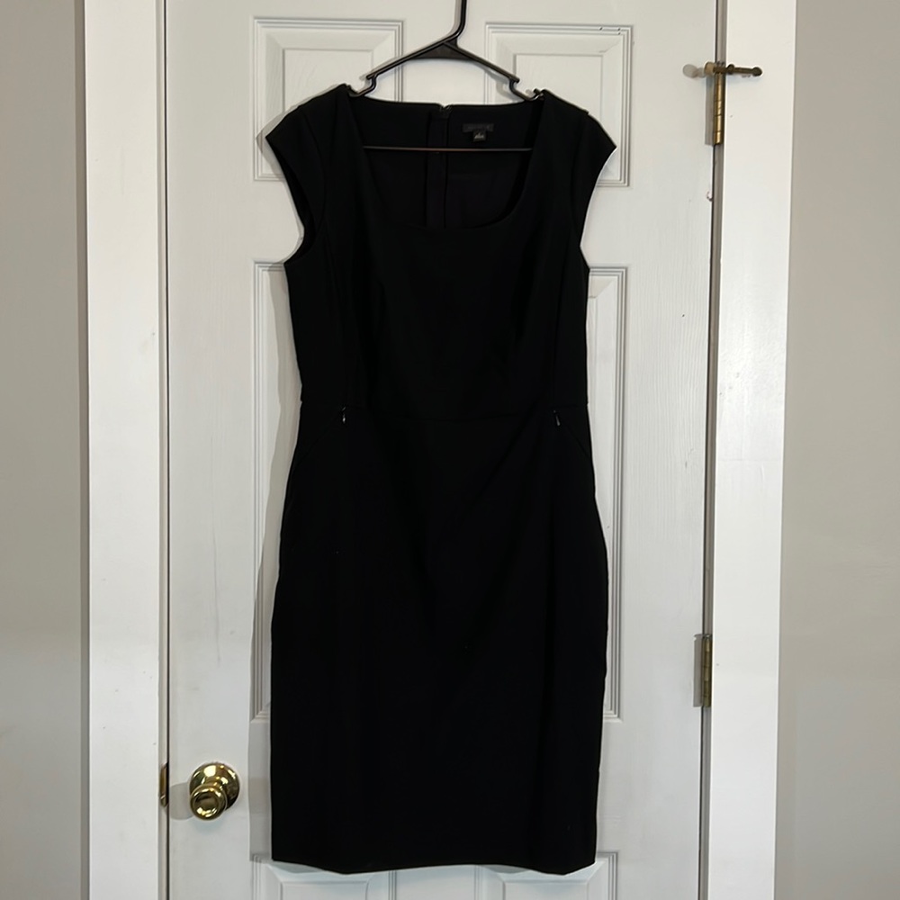 Black Ann Taylor Suiting dress